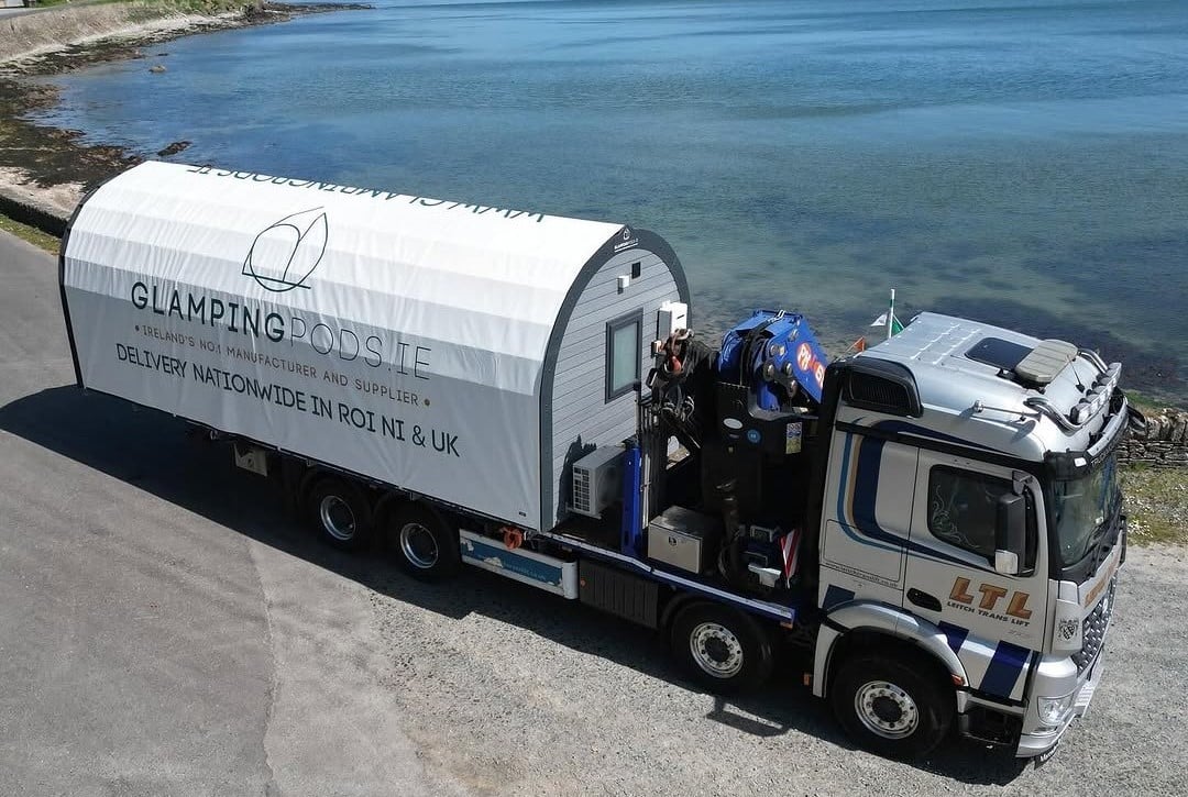 Glamping pod transport cover